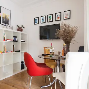 Apartment Atalaia! Bairro Alto Concepto